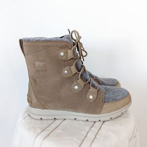 NEW Sorel Explorer Joan boots